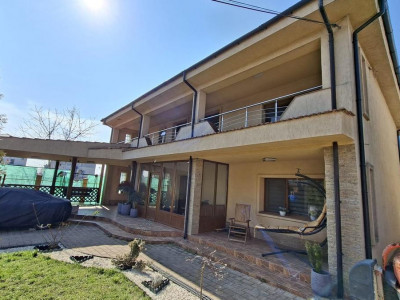 Vila de vanzare in Eforie Nord