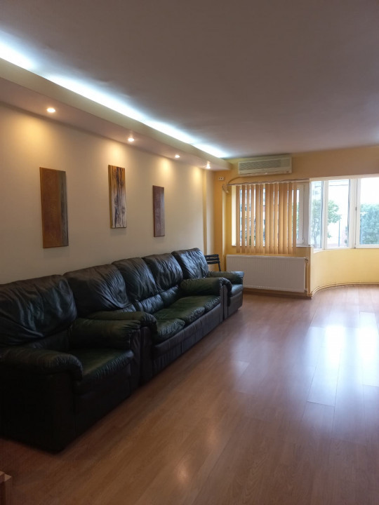 Apartament de vanzare Constanta zona Kaufland - Casa de Cultura