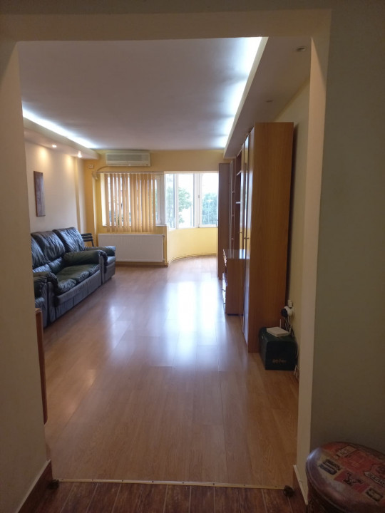 Apartament de vanzare Constanta zona Kaufland - Casa de Cultura