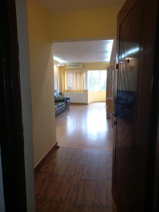 Apartament de vanzare Constanta zona Kaufland - Casa de Cultura