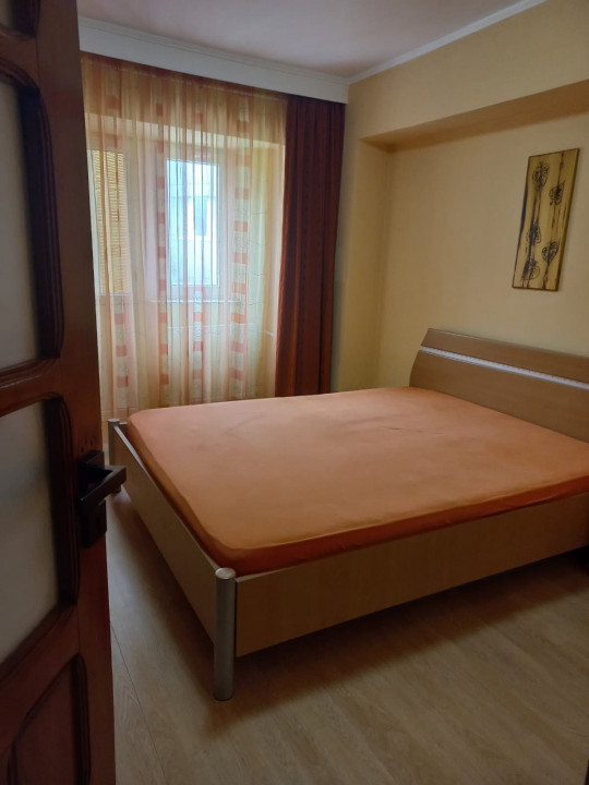 Apartament de vanzare Constanta zona Kaufland - Casa de Cultura