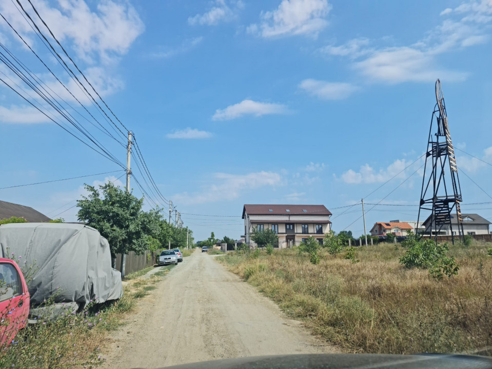 Vand teren in Tuzla zona Castelul de Apa