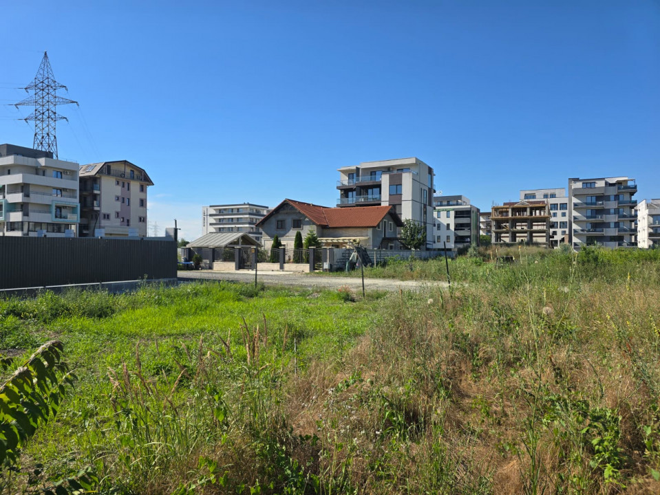 Vand teren in Mamaia Nord zona Tabara