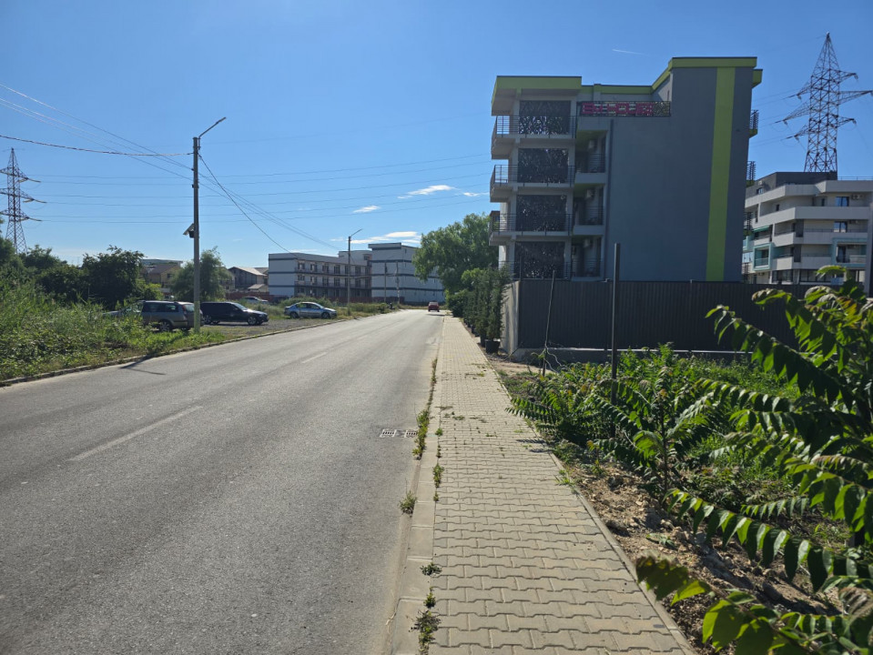 Vand teren in Mamaia Nord zona Tabara