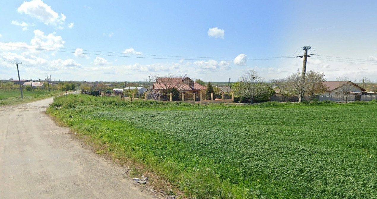 Vanzari terenuri in Tuzla