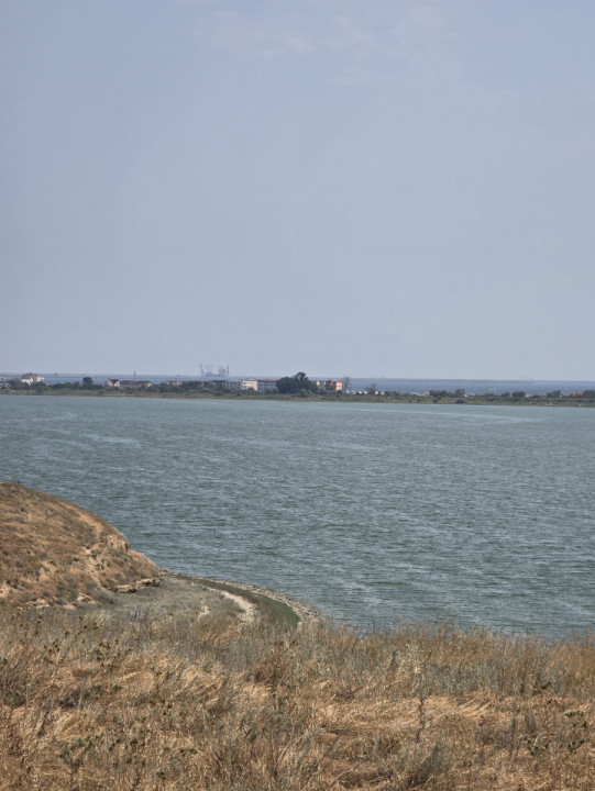 Teren de vanzare in Tuzla primul rand la lacul sarat Techirghiol