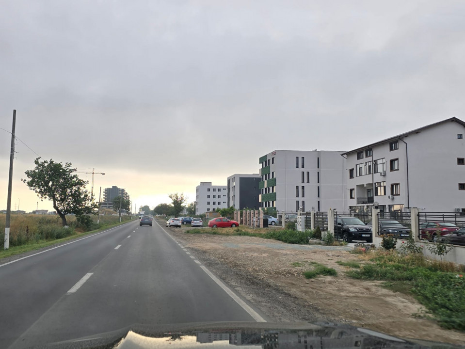 Teren de vanzare in Lazu