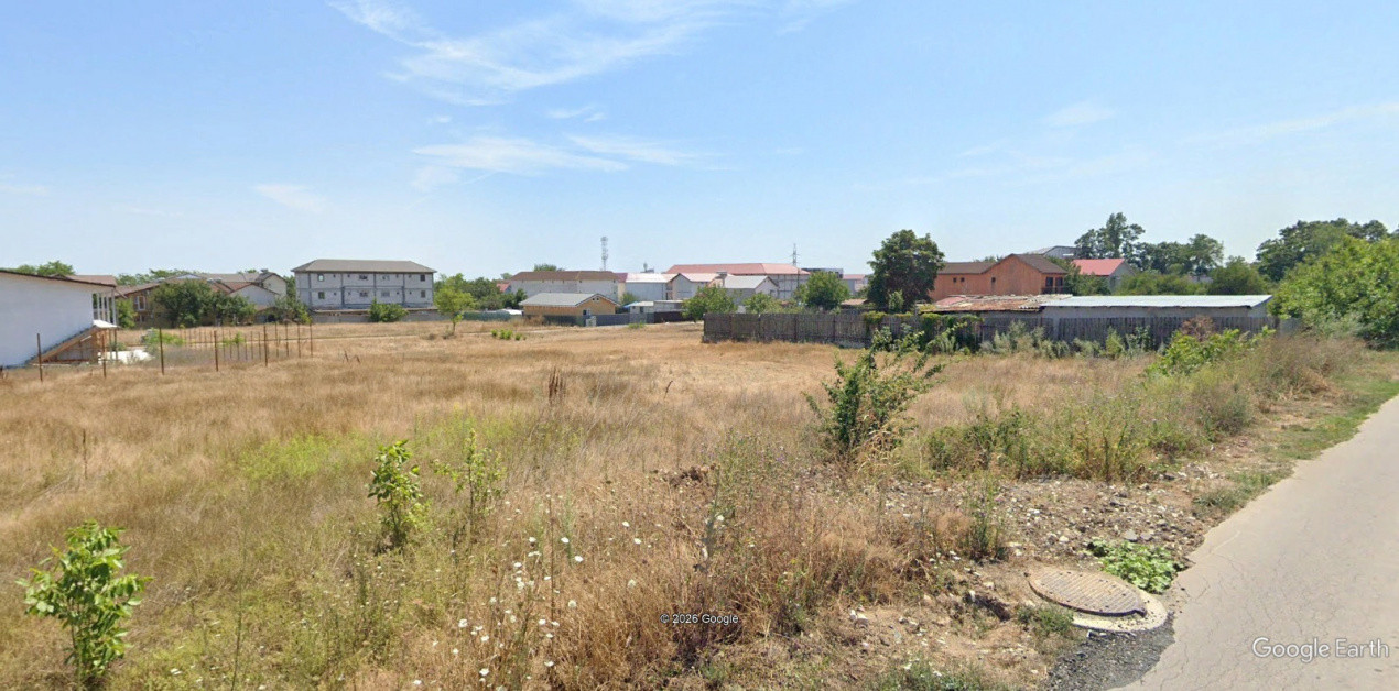 Vand teren in Costinesti zona Gara Veche