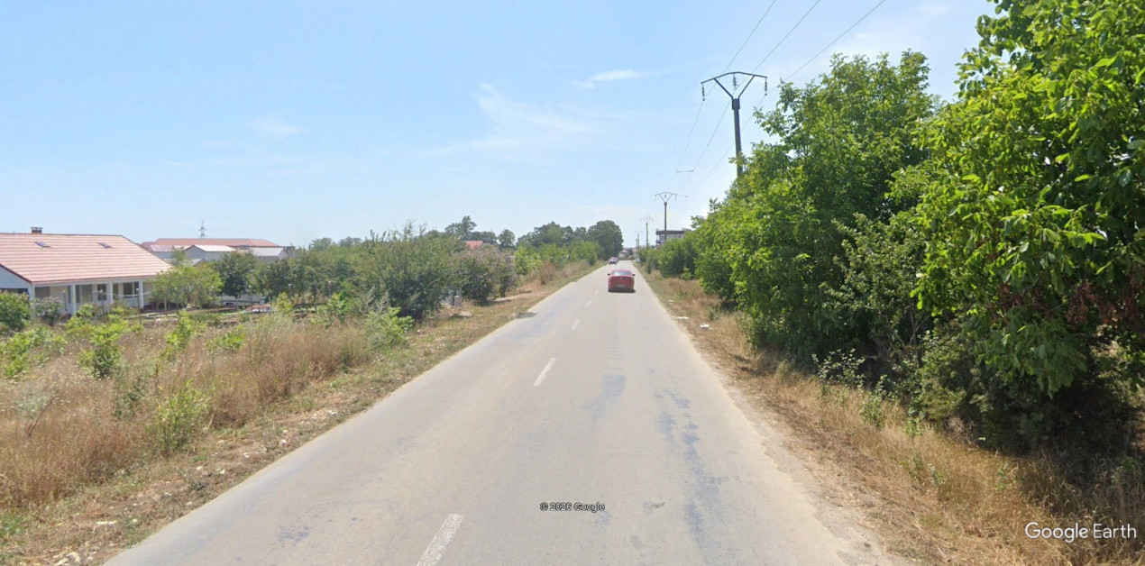 Vand teren in Costinesti zona Gara Veche