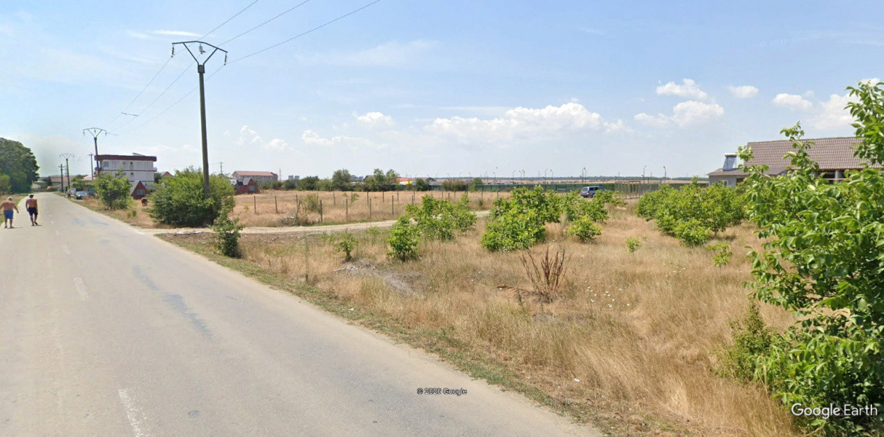 Vand teren in Costinesti zona Gara Veche