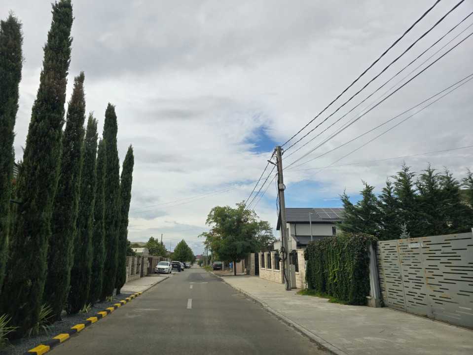 Vand teren in Cumpana zona Movila