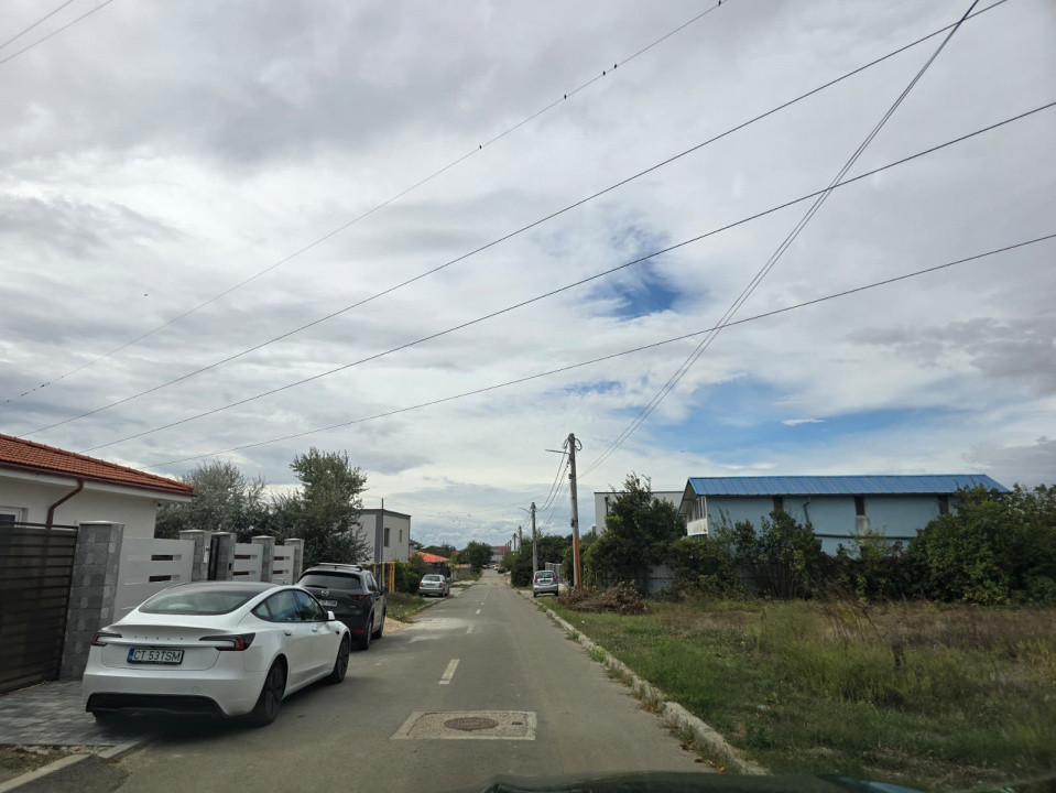 Vand teren in Cumpana zona Movila
