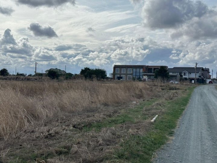 Vand teren in Tuzla zona Far 