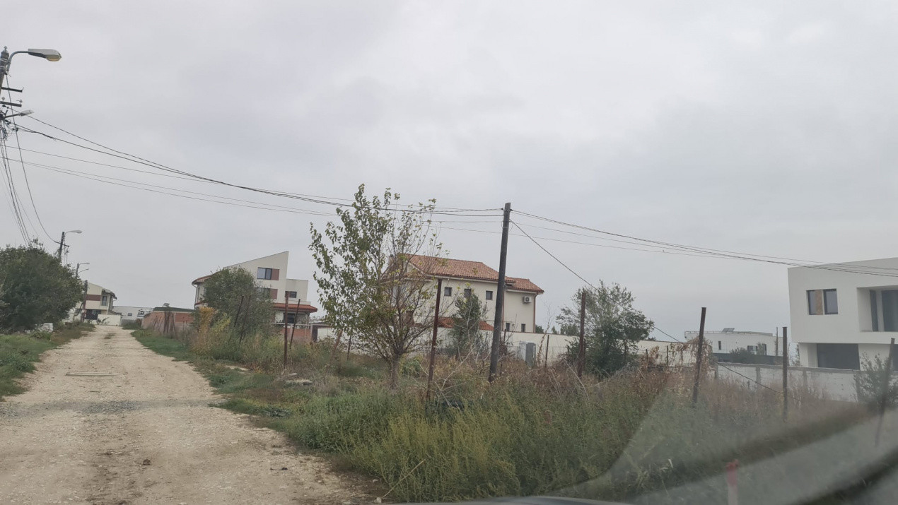 Teren de vanzare in Palazu Mare