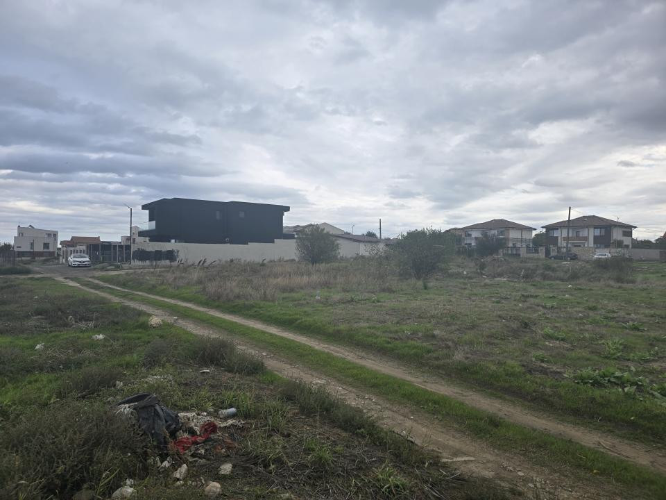 Teren de vanzare in Palazu Mare malul lacului Siutghiol
