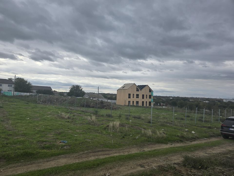 Teren de vanzare in Palazu Mare malul lacului Siutghiol