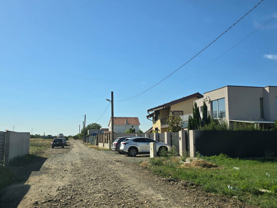 Vand teren in Constanta zona KM 5 - Vila Cucoanei