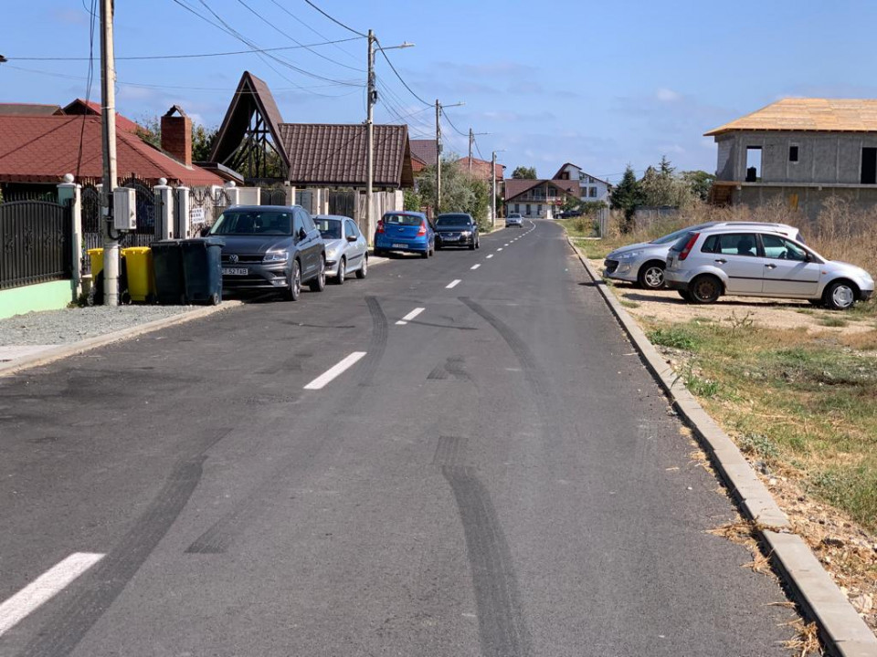 Teren de vanzare Statiunea 2 Mai