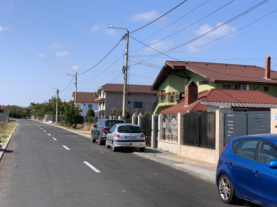 Teren de vanzare Statiunea 2 Mai