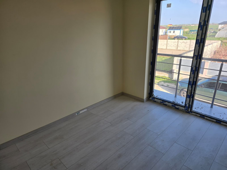 Vila de vanzare Lazu