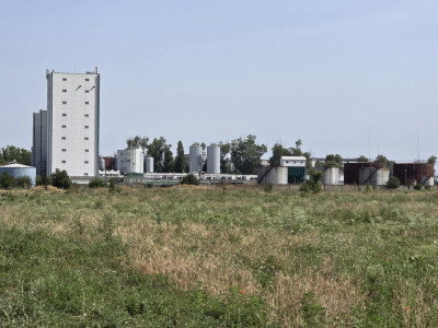 Teren de vanzare in Constanta zona Varful cu Dor