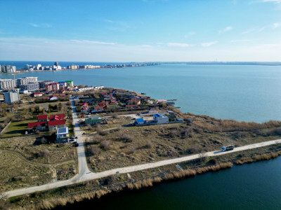 Vanzari terenuri in Mamaia Sat malul lacului