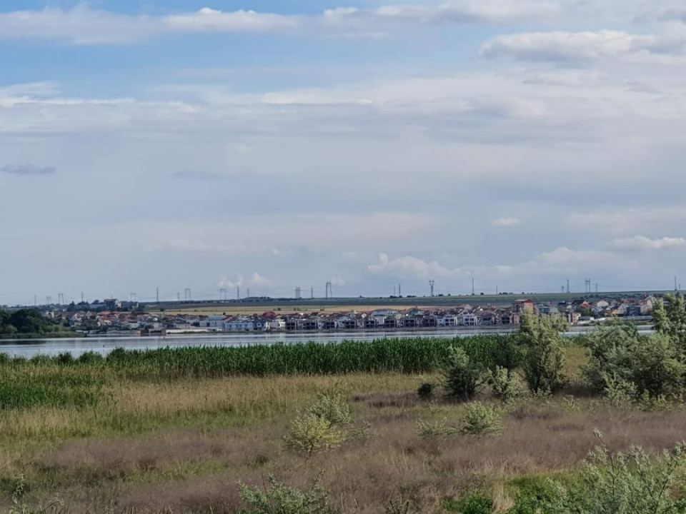 Teren de vanzare Mamaia Sat  malul lacului Siutghiol