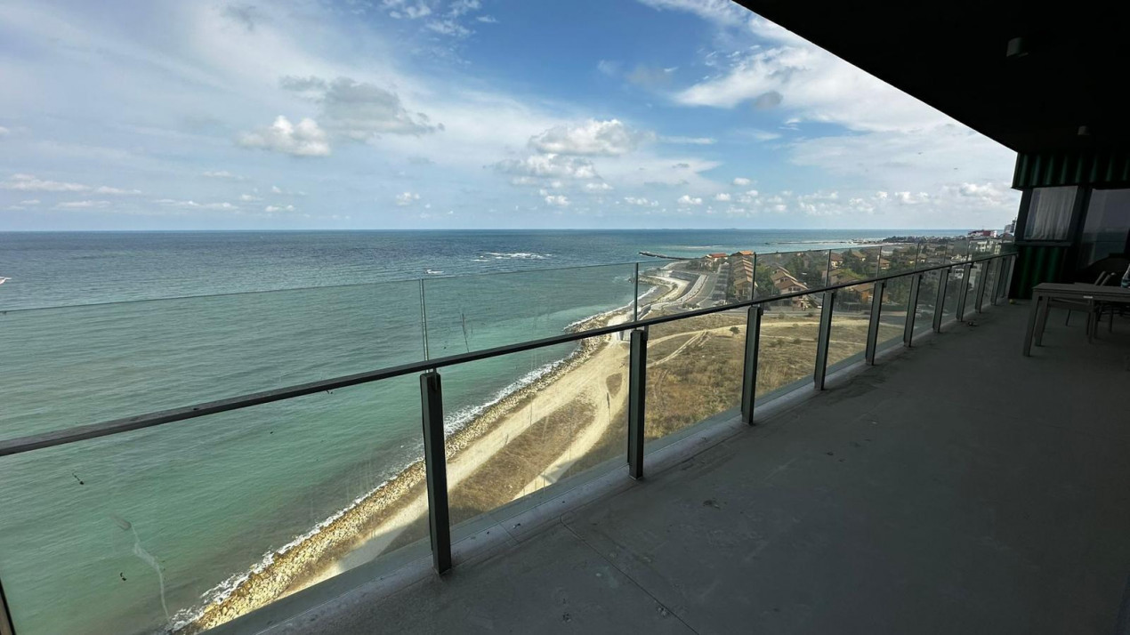 Apartament de vanzare Constanta zona Faleza Nord vedere frontala la Marea Neagra