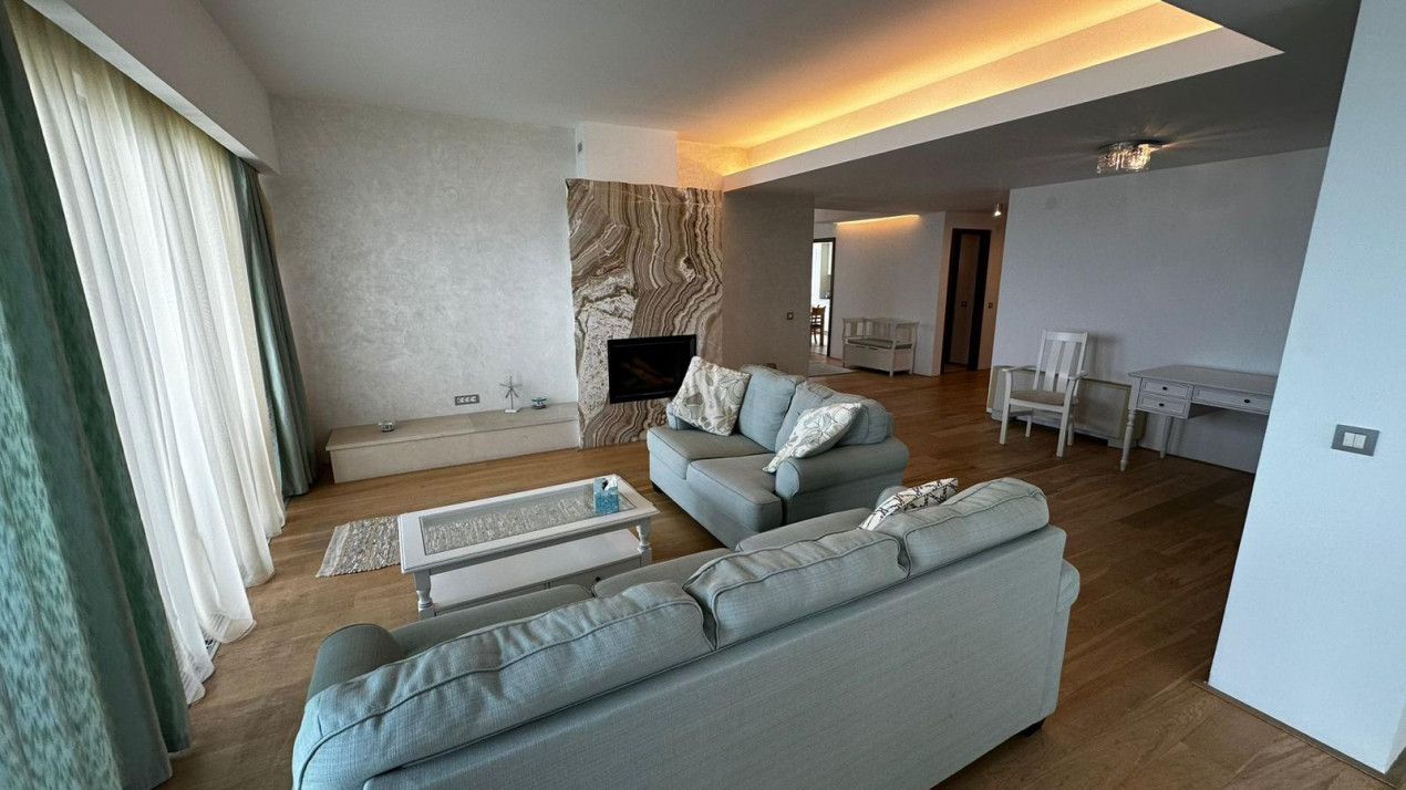 Apartament de vanzare Constanta zona Faleza Nord vedere frontala la Marea Neagra