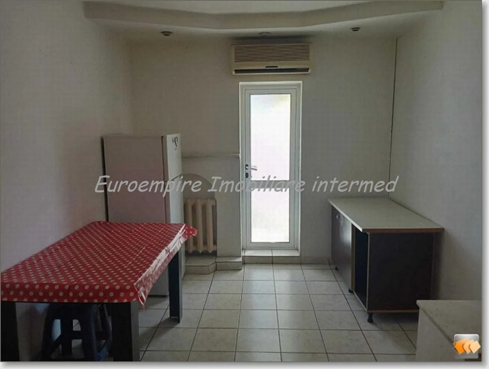 Vand apartament in Constanta zona Inel 2