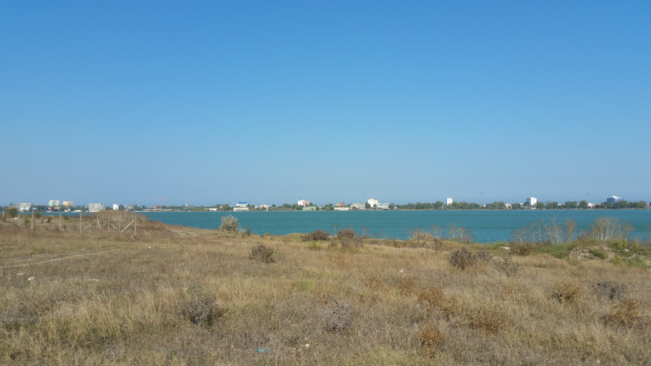 Teren de vanzare in Constanta primul rand la lacul Siutghiol
