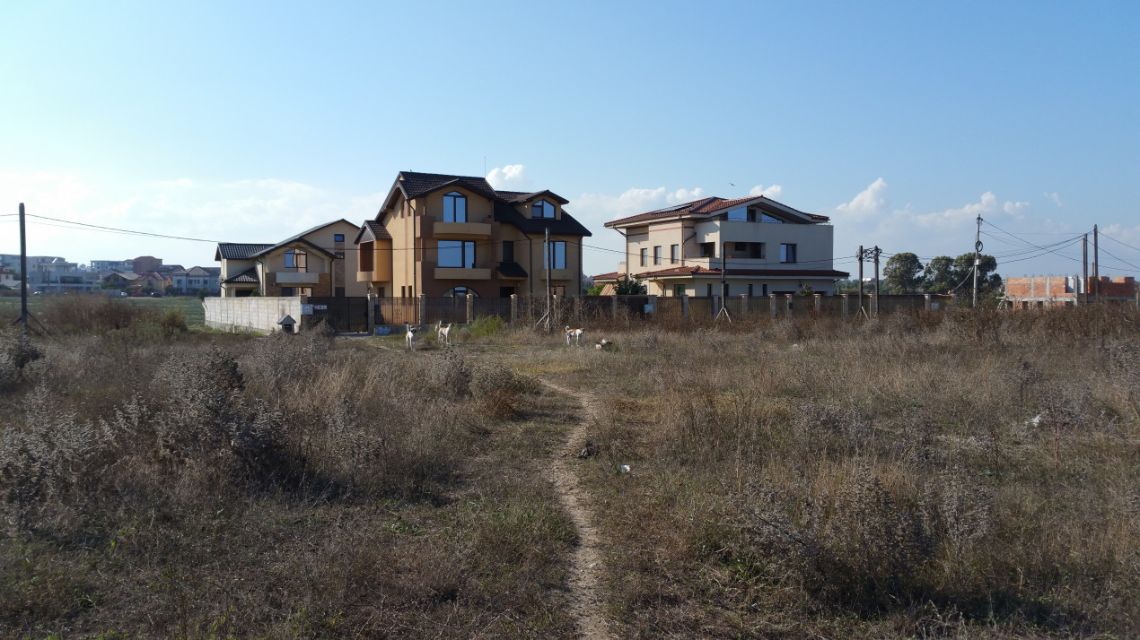 Teren de vanzare in Constanta primul rand la lacul Siutghiol