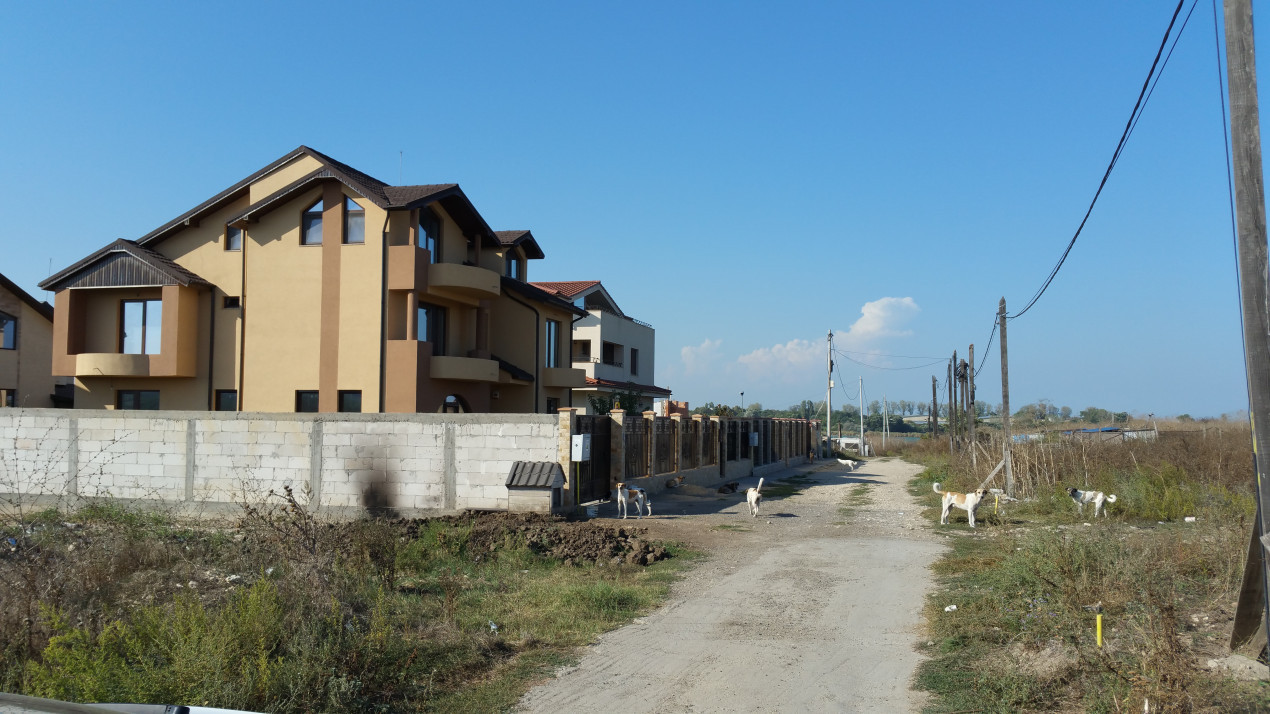 Teren de vanzare in Constanta primul rand la lacul Siutghiol