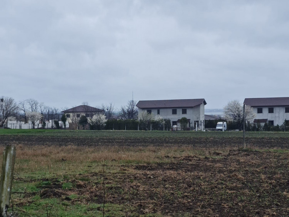 Teren de vanzare in Tuzla zona Barbosu