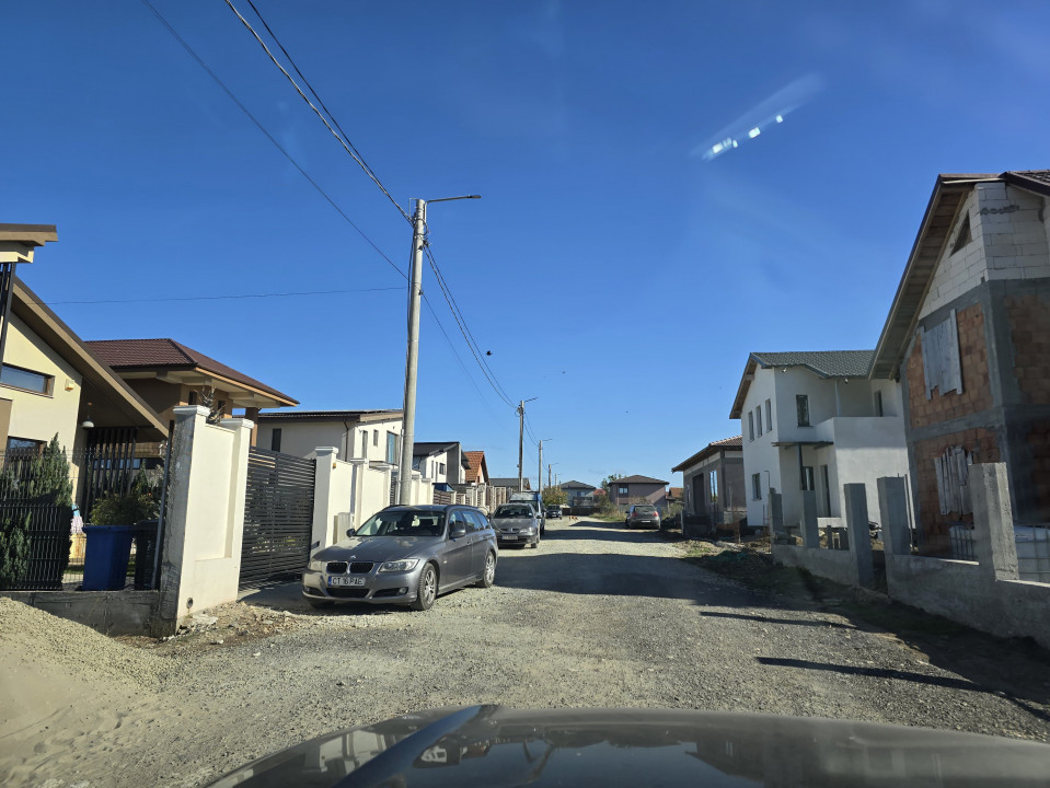 Teren de vanzare in Lazu lot de casa cu PUZ