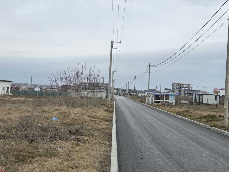 Vanzari terenuri in statiunea Costinesti