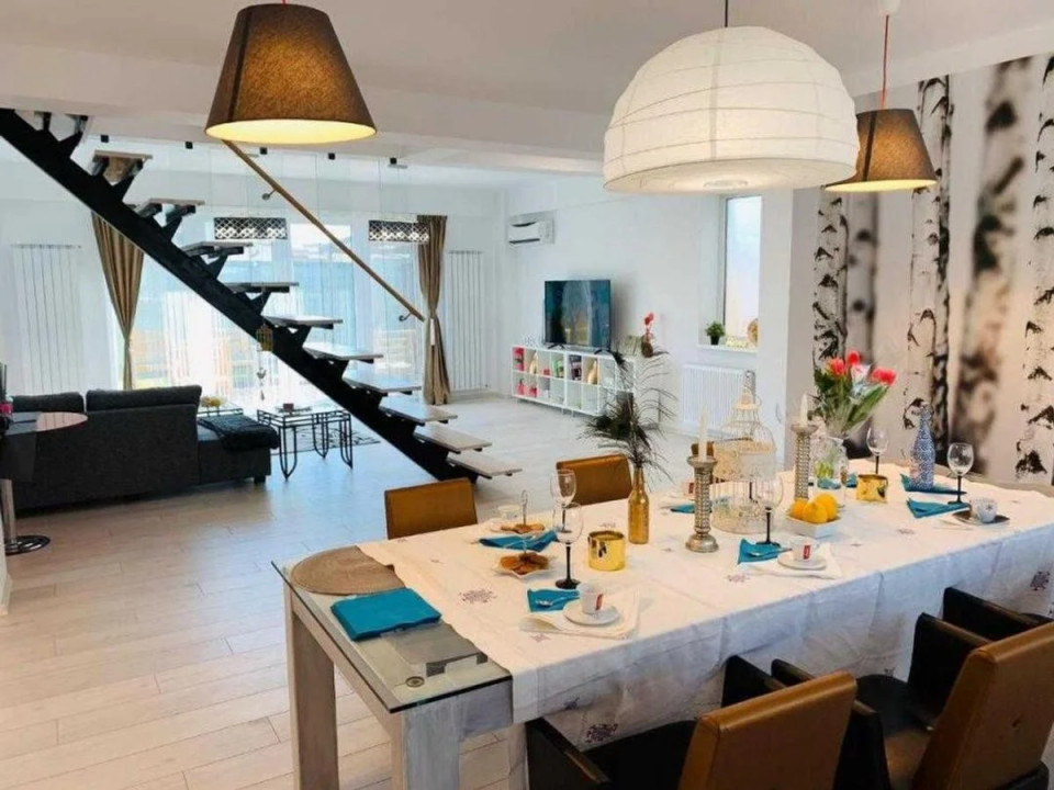 Vila de vanzare in Constanta zona Kamsas