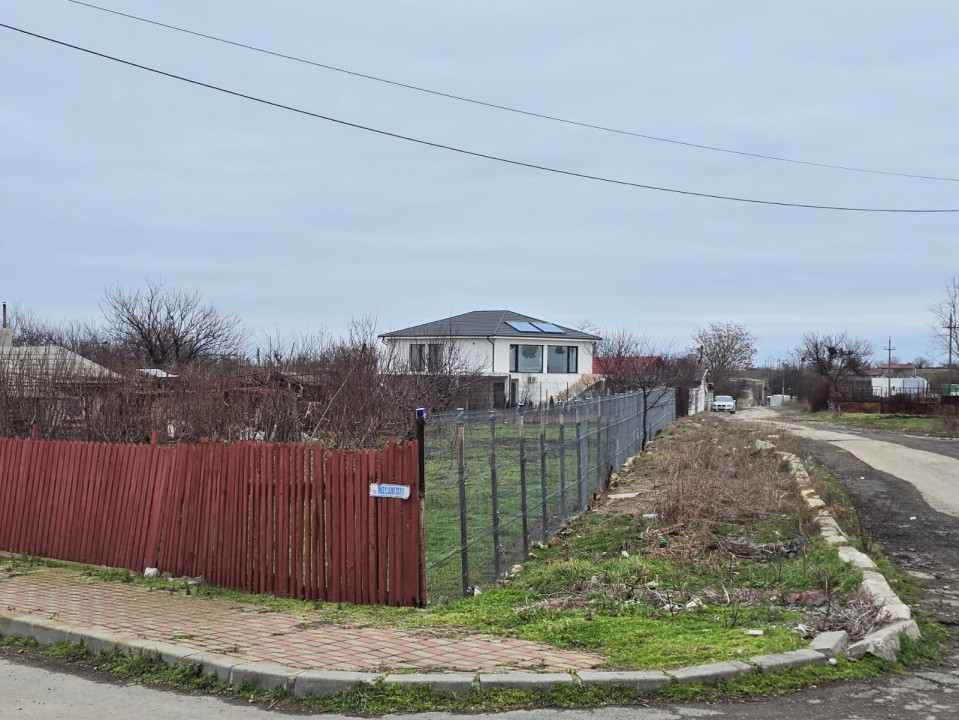 Teren de vanzare in Tuzla zona Patie