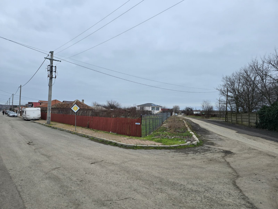 Teren de vanzare in Tuzla zona Patie