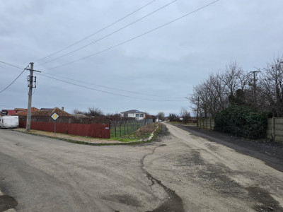 Teren de vanzare in Tuzla zona Patie