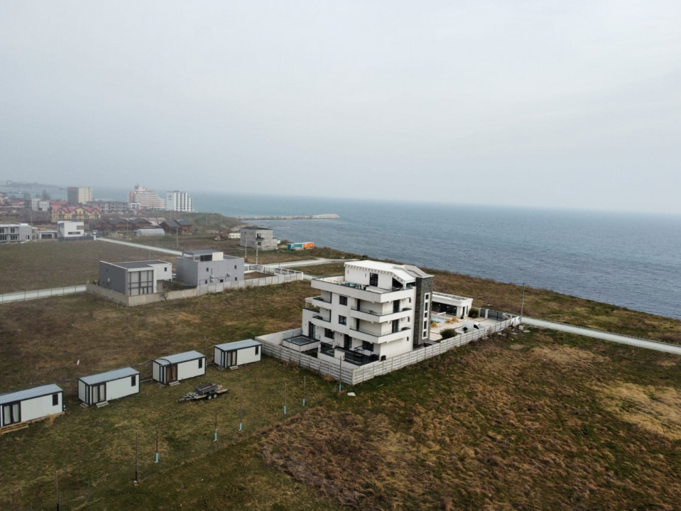 vanzari terenuri in Costinesti zona Forum