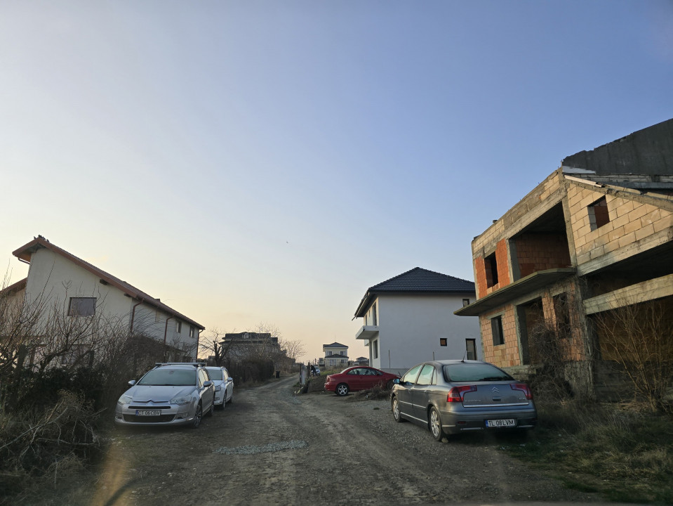 Teren de vanzare in Palazu Mare malul lacului Siutghiol