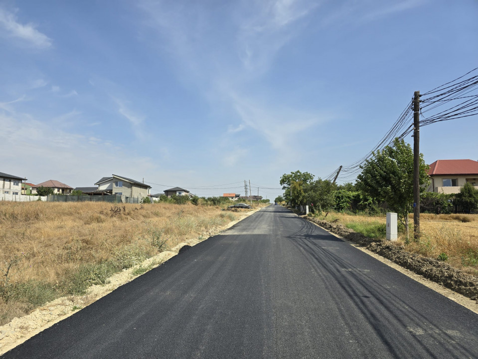 Teren de vanzare in Lazu 