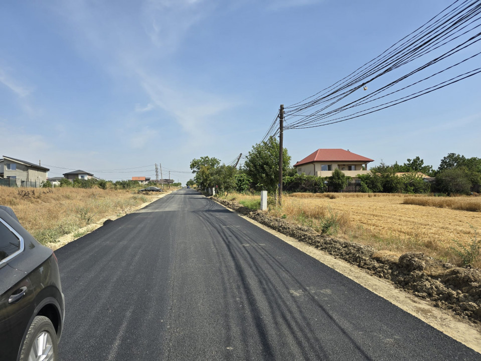 Teren de vanzare in Lazu 